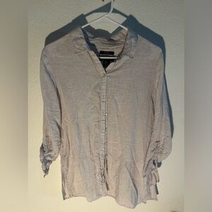 Women’s Tahari 100 percent linen oversized shirt